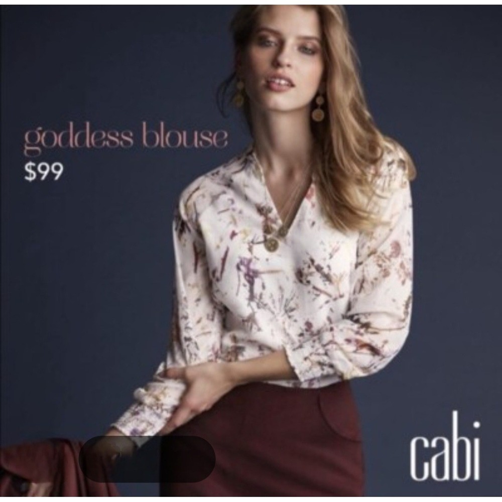 Cabi Goddess Blouse Womens Mediumā Abstract Print V-Neck Smocked Cuff Cream M